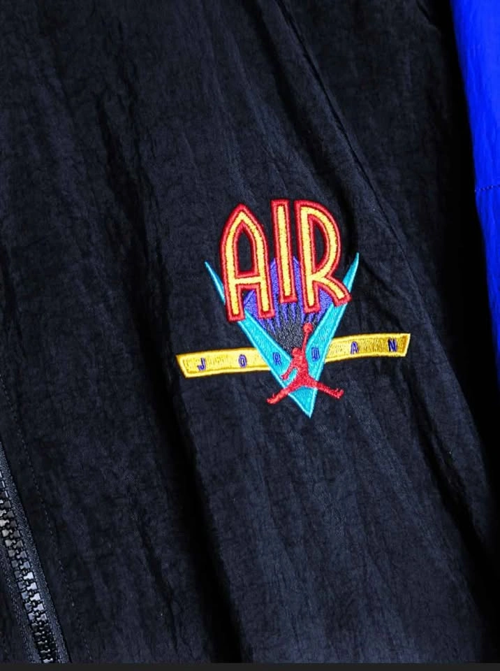 Retro Nike Air Jordan Windbreaker - photo 5