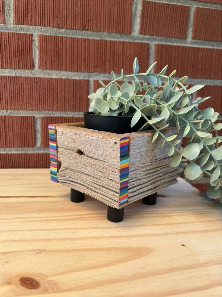 Cute Planter Box - photo 2