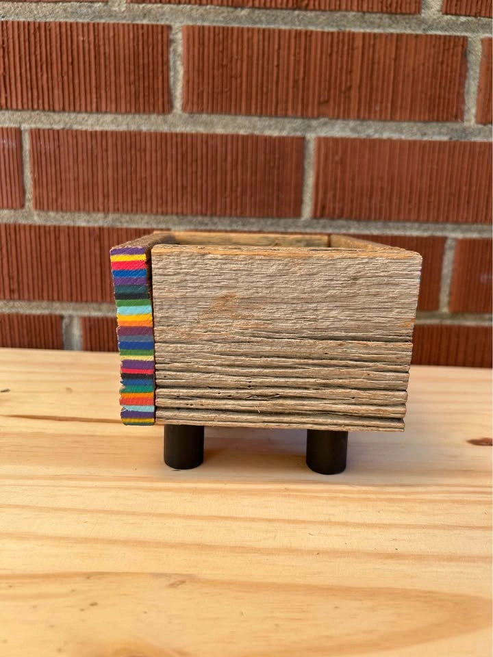 Cute Planter Box - photo 3
