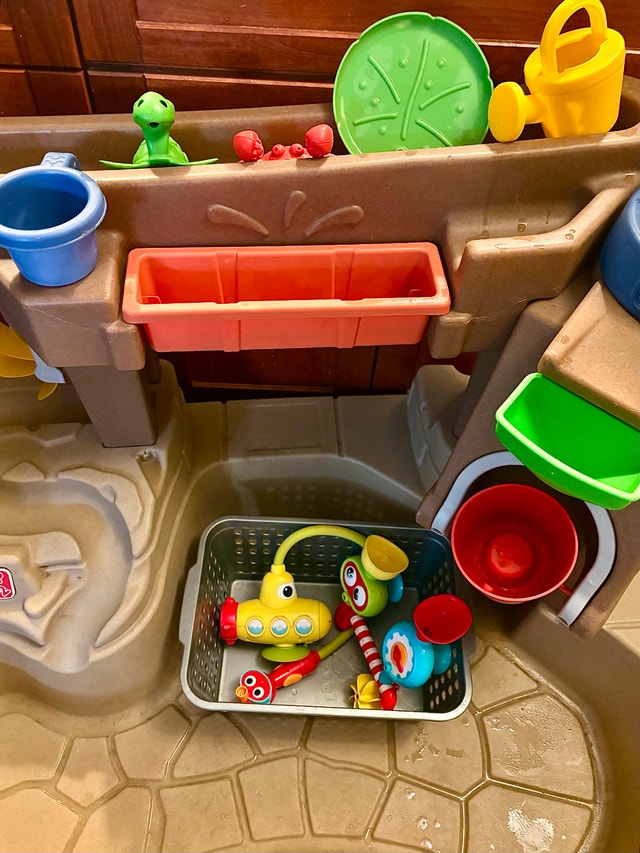 Kids Water Pump, Sandbox & Splash Pond Set - photo 4