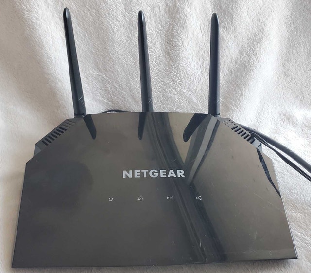 NETGEAR AC1750 Smart WiFi Router R6350