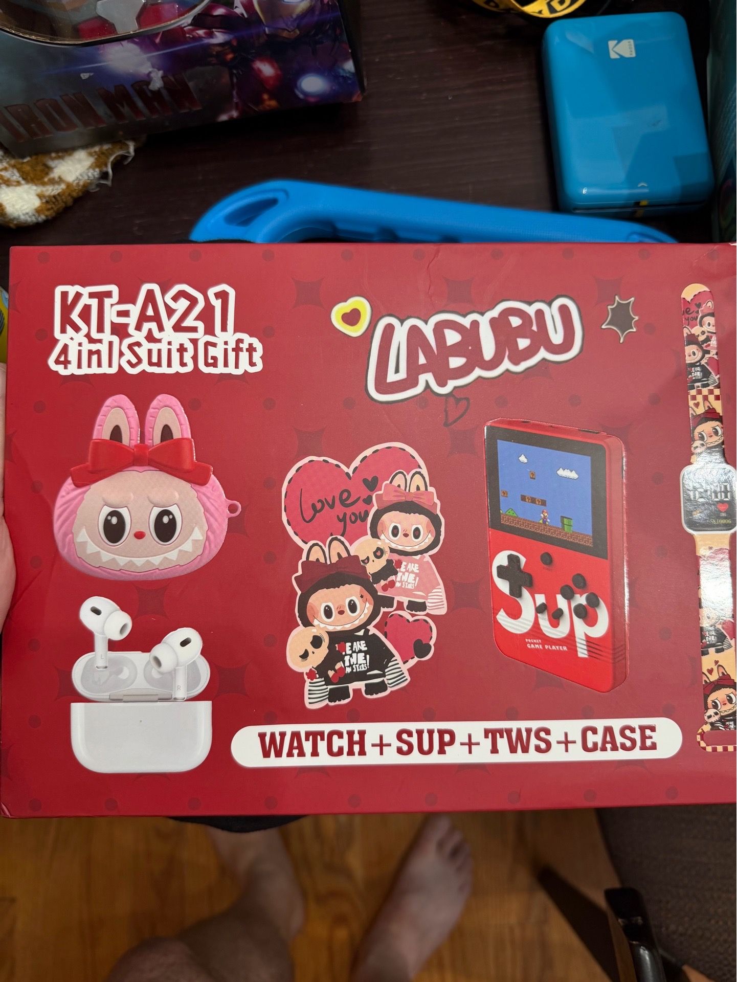 Labubu 4 in 1 Gift Set