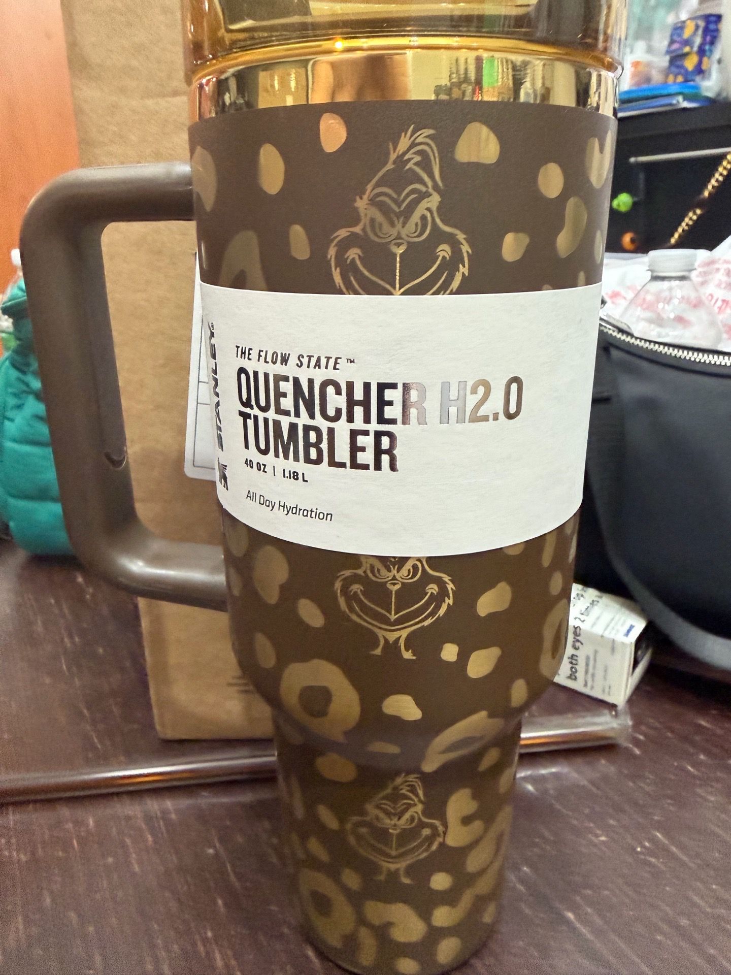 Stanley The Grinch 40oz Quencher H2.0 Tumbler NEW - photo 2
