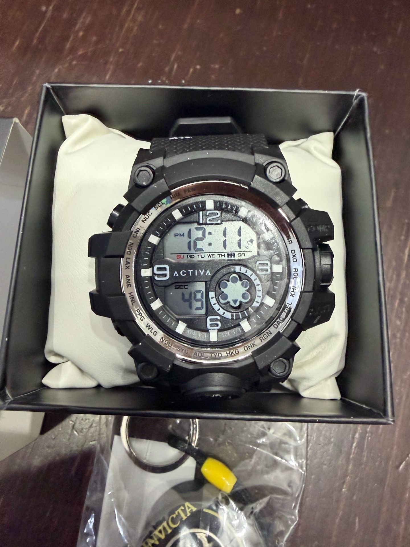 Activa Endurance X Invicta Men's Digital Watch - Black - photo 2