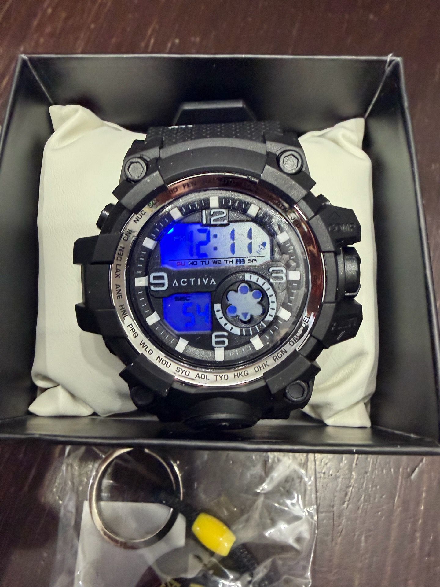 Activa Endurance X Invicta Men's Digital Watch - Black - photo 3