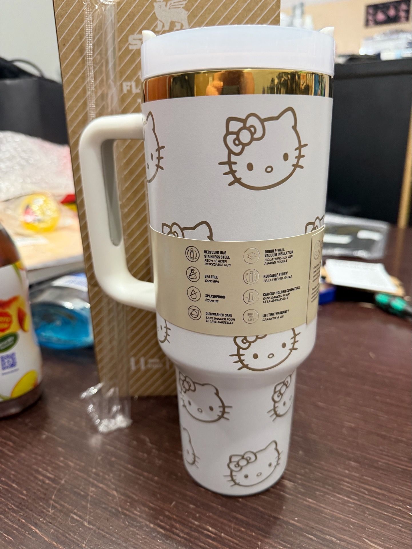 Hello Kitty 40 oz Stanley Cup Tumbler - photo 2