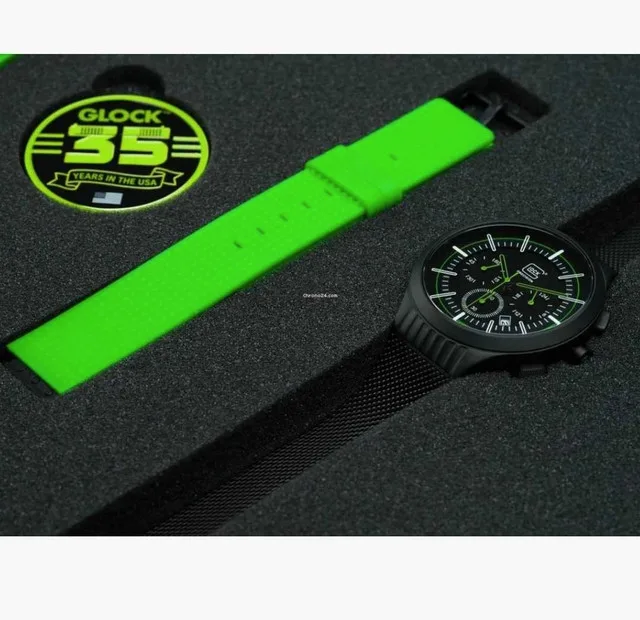 Glock Limited Edition Titanium Solar Watch image indicator(4)