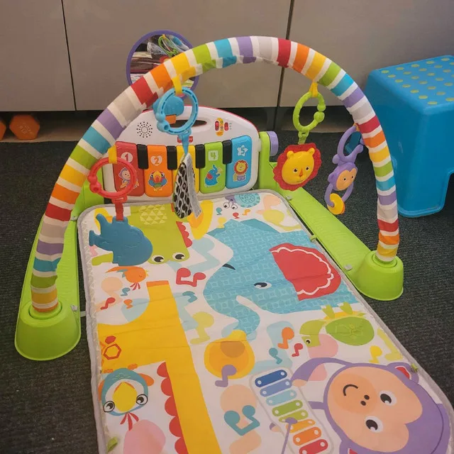 Fisher-Price Baby Playmat Deluxe Kick & Play Piano Gym image indicator(3)
