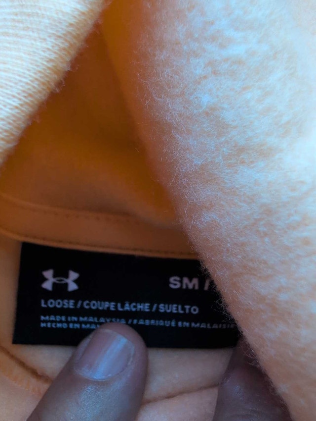Under Armour Hoodie peach woman's small - photo 2
