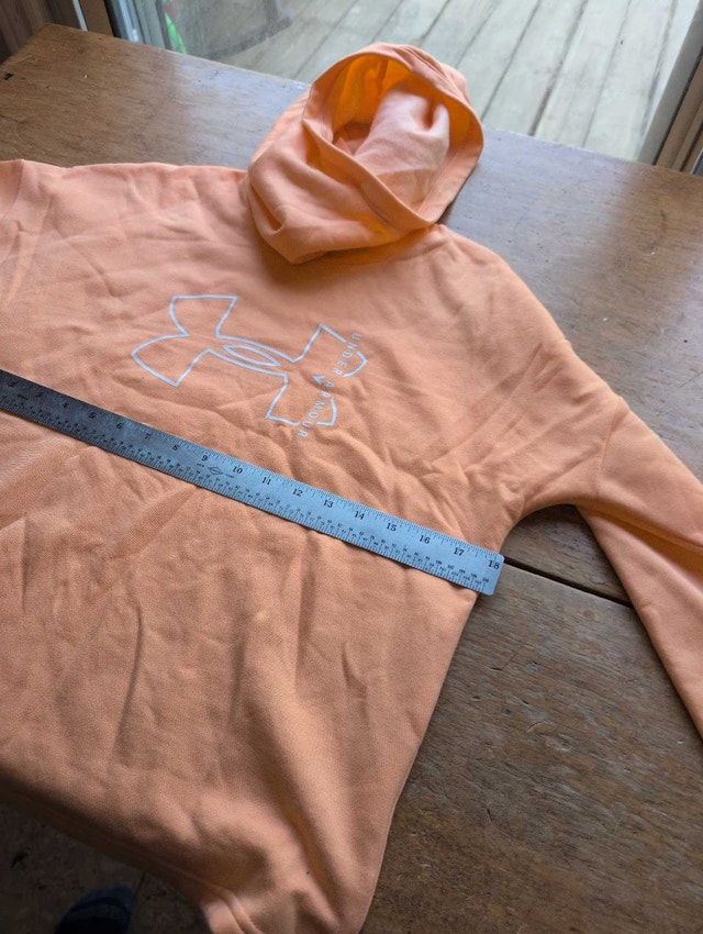 Under Armour Hoodie peach woman's small - photo 4