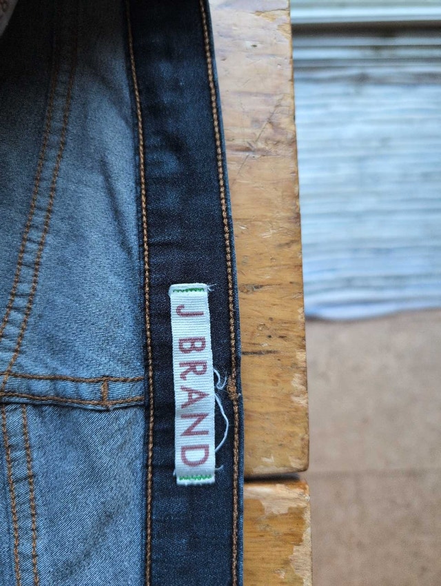 J Brand Jeans Woman's Size 28 - photo 4