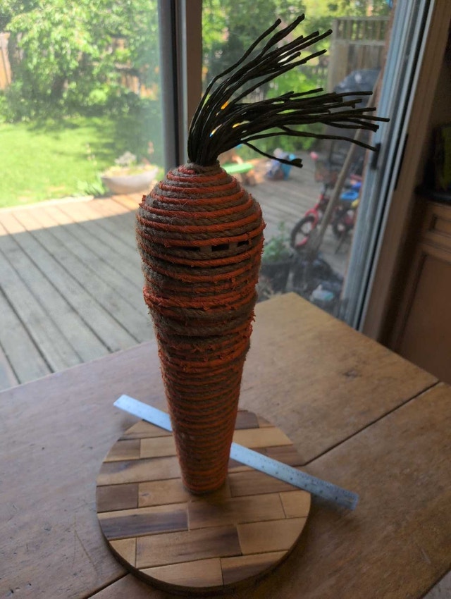 Carrot Shaped Cat Scratching Post - photo 2