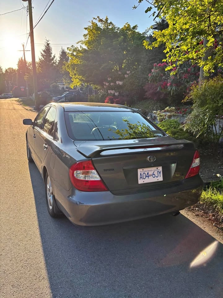 2003 Toyota Camry SE V6