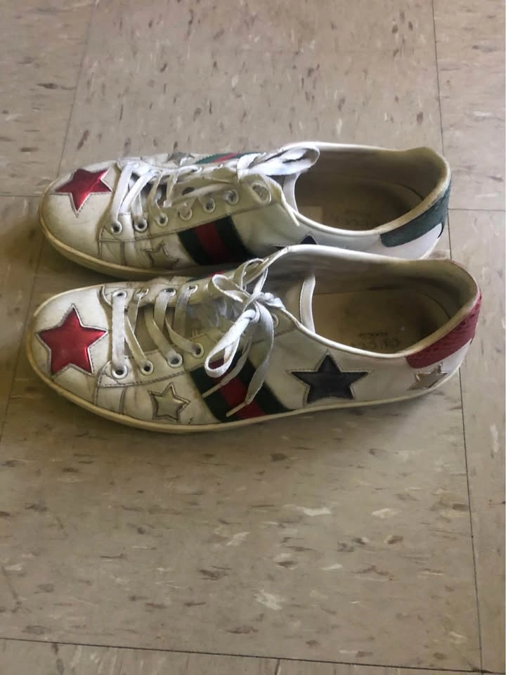 Gucci Ace Sneakers with Stars - photo 3