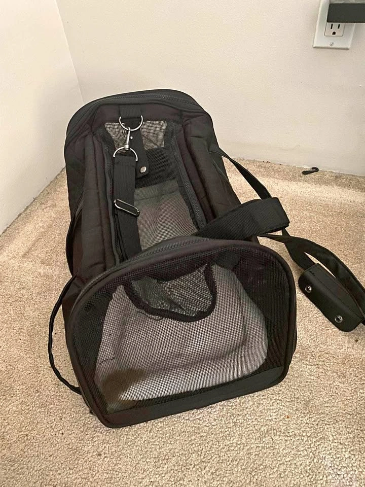 Small Pet Carrier for Cat or Small Dog