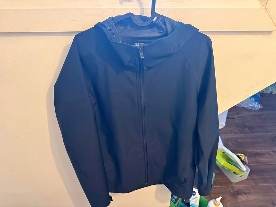 UNIQLO BLOCKTECH Parka Jacket – Navy – Mint Condition