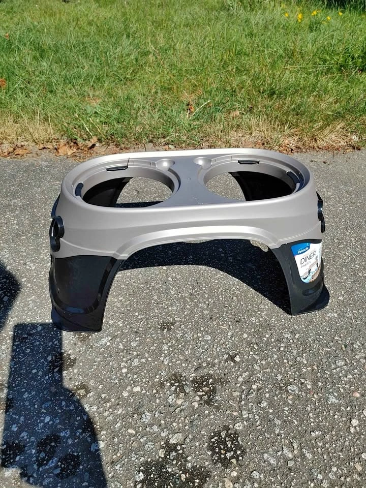 Petmate Elevated Dog/Cat Bowl Stand - Base Only (3 Cup)