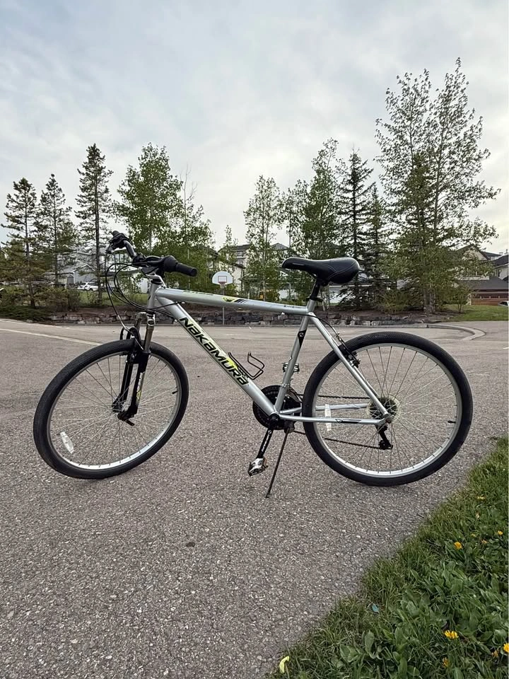 Nakamura 26” Bike — Mint Condition — Ready to Ride - photo 4