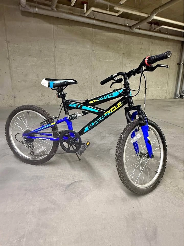 Supercycle Momentum 20” Kids Bike — Almost Brand New