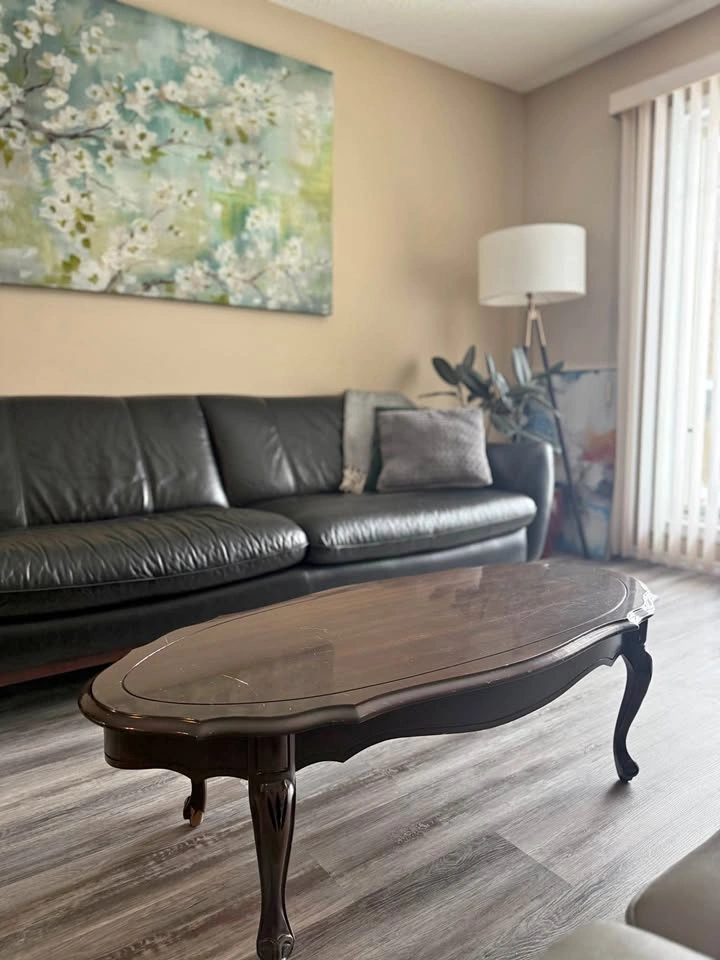 Deilcraft Solid Wood Coffee Table - Made in Canada - Oval Carved