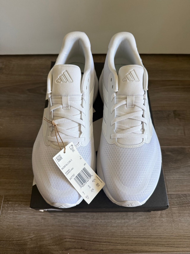 Brand new adidas cloud foam men’s running shoes size 9.5 - photo 2