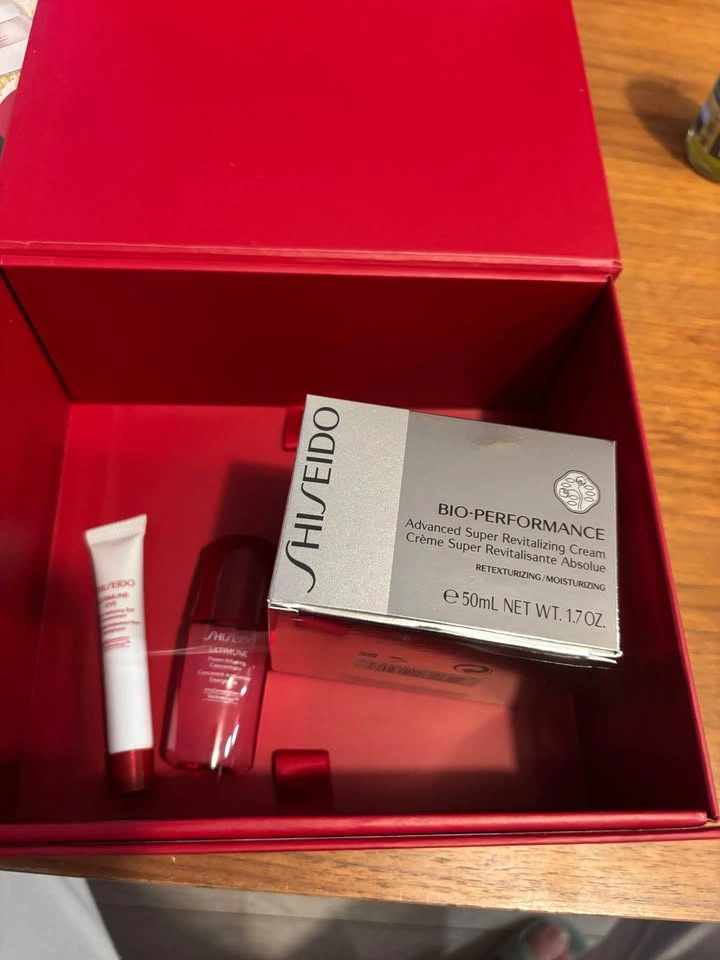 New Shiseido Face Cream Set (50ml Bio-Performance, 10ml Serum, 5 - photo 3