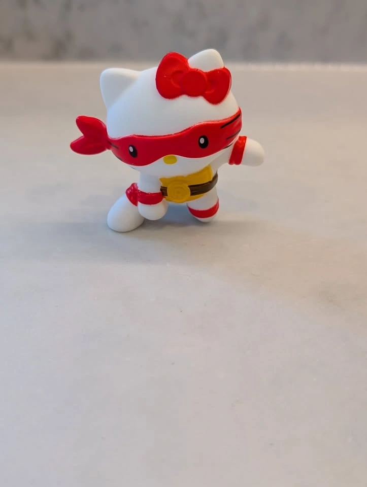 NIB McDonald's 2025 TMNT x Hello Kitty Raphael #4 White - photo 3