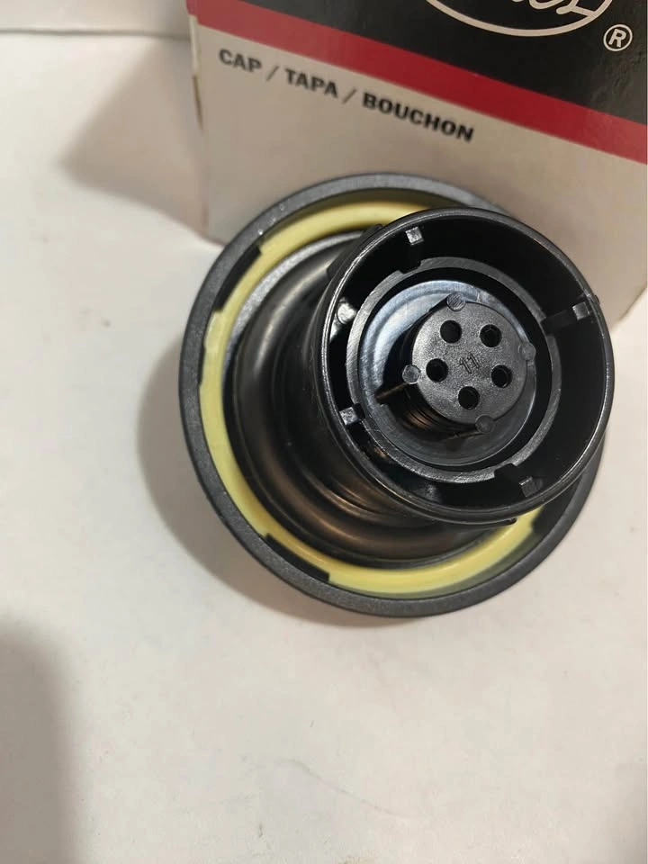 2005 GMC Jimmy Gas Cap Replacement - photo 4