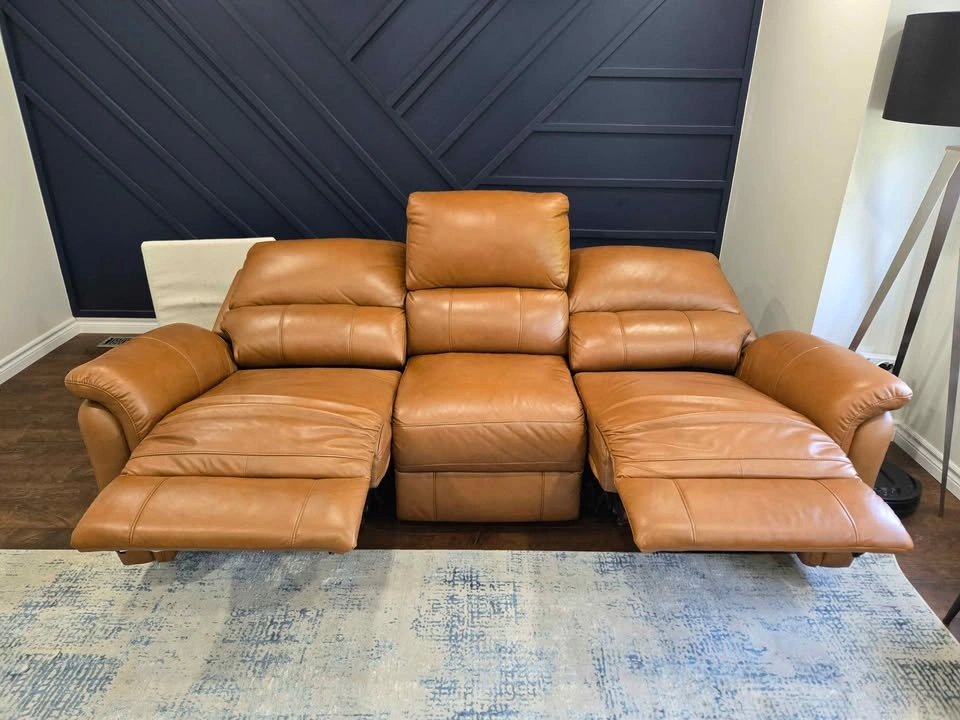 Carmax Genuine Leather 3-Seater Power Sofa - photo 3