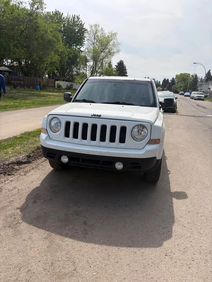 2015 Jeep Patriot Sport 4x4 - Daily Driver - photo 4
