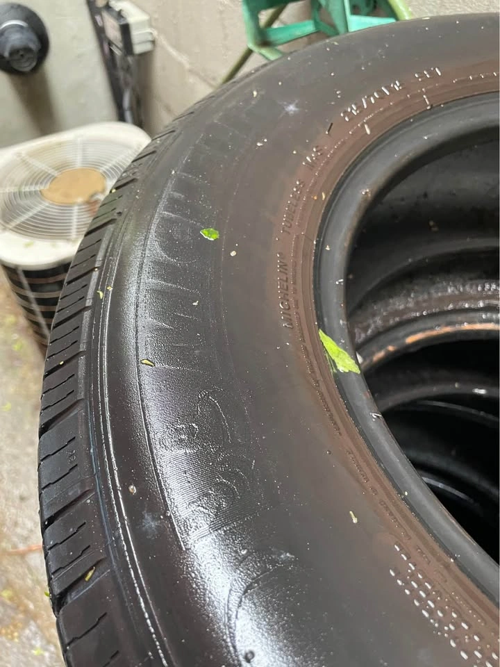 215/70R15 Michelin All Season Tires - photo 2