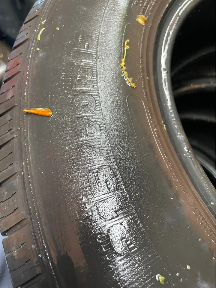 215/70R15 Michelin All Season Tires - photo 3