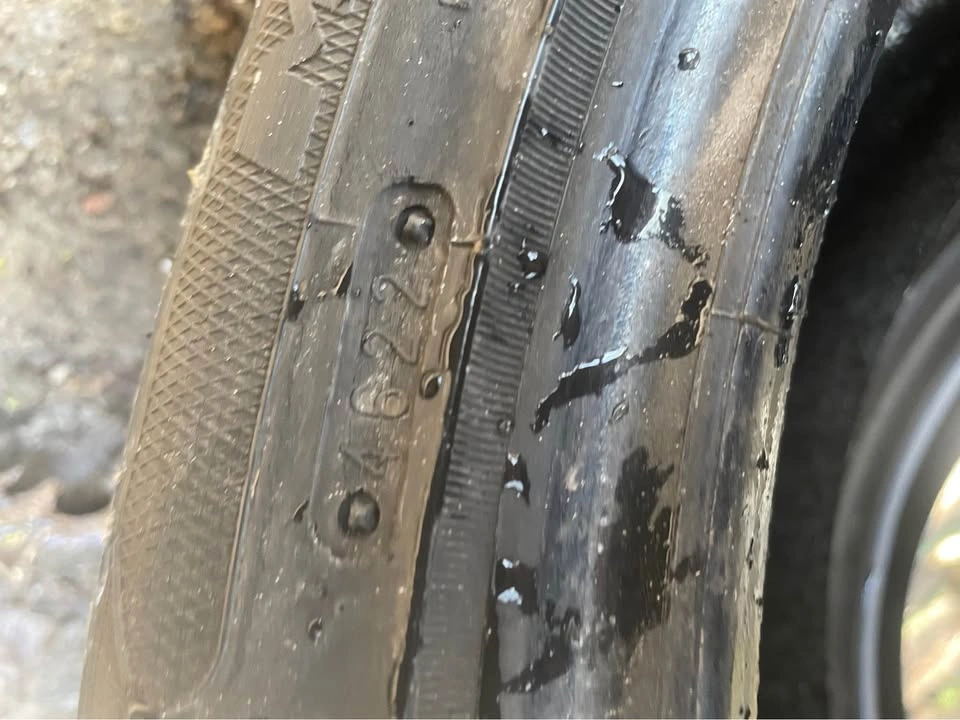225/45R18 All Season Tires - photo 2