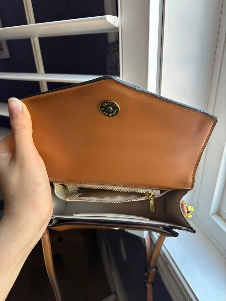 Charles and Keith Handbag - photo 2