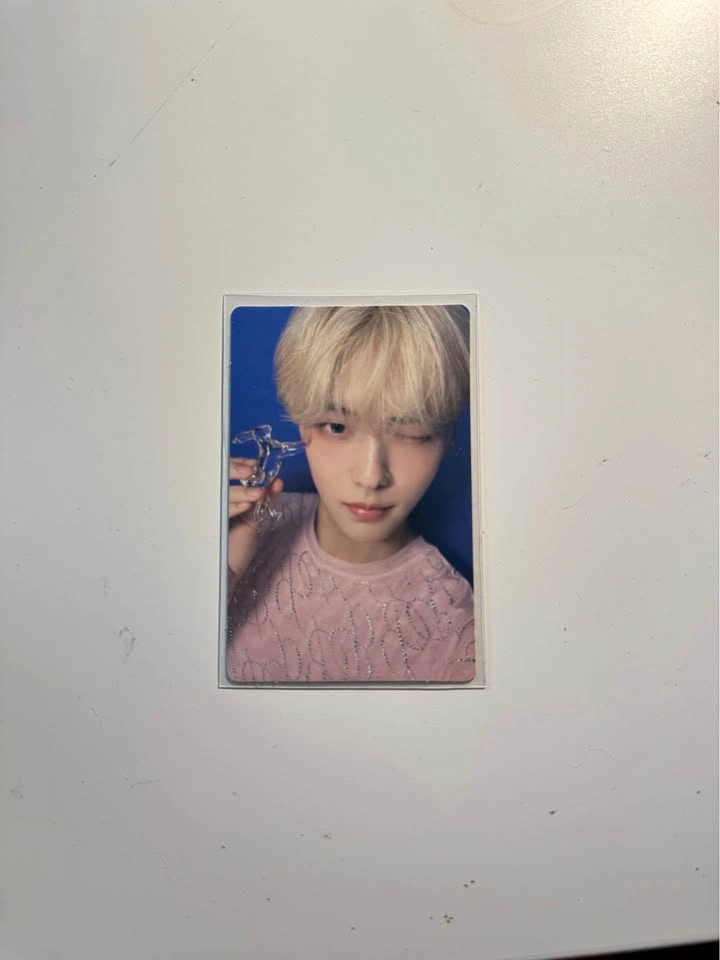 Glass bunny soobin