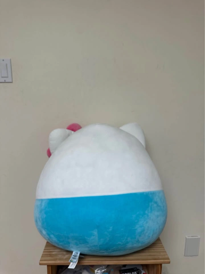 Giant Special Edition Hello Kitty Squishmallow - photo 2