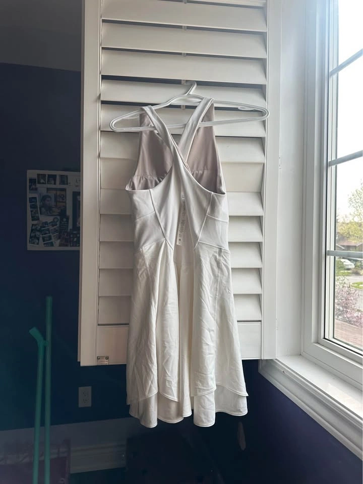 Lululemon Tennis Dress, Size 8 - photo 2