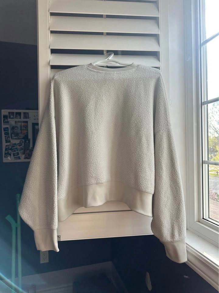 Large plush Nike sweater - photo 2