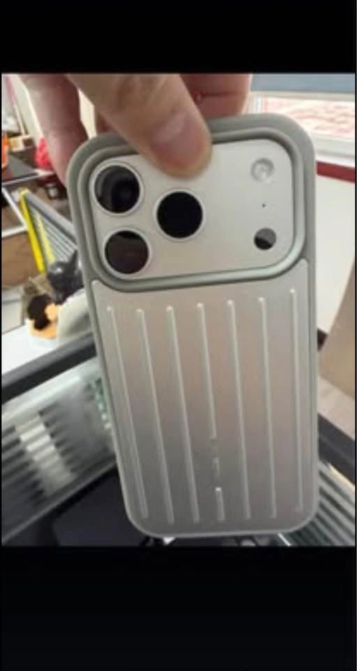 iPhone 17 Pro and Pro Max Cases - photo 5