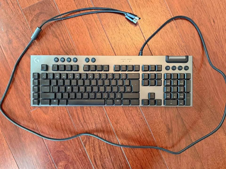Logitech G815 GL Tactile Mechanical Keyboard - Excellent