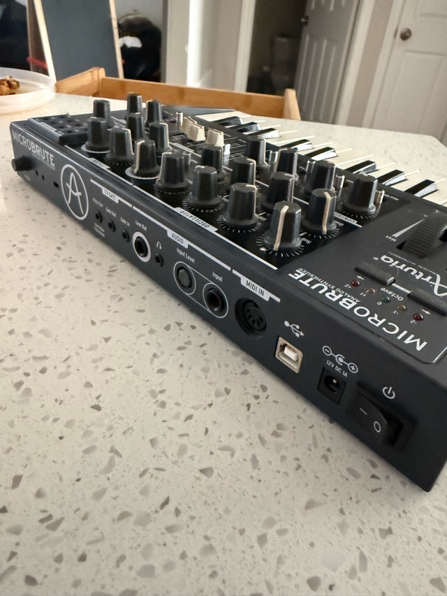 Arturia Microbrute - photo 2