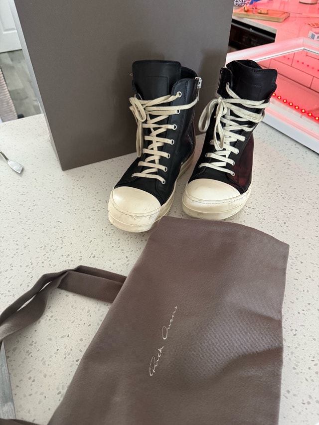Rick Owens Hollywood | Full Grain | Black & Milk