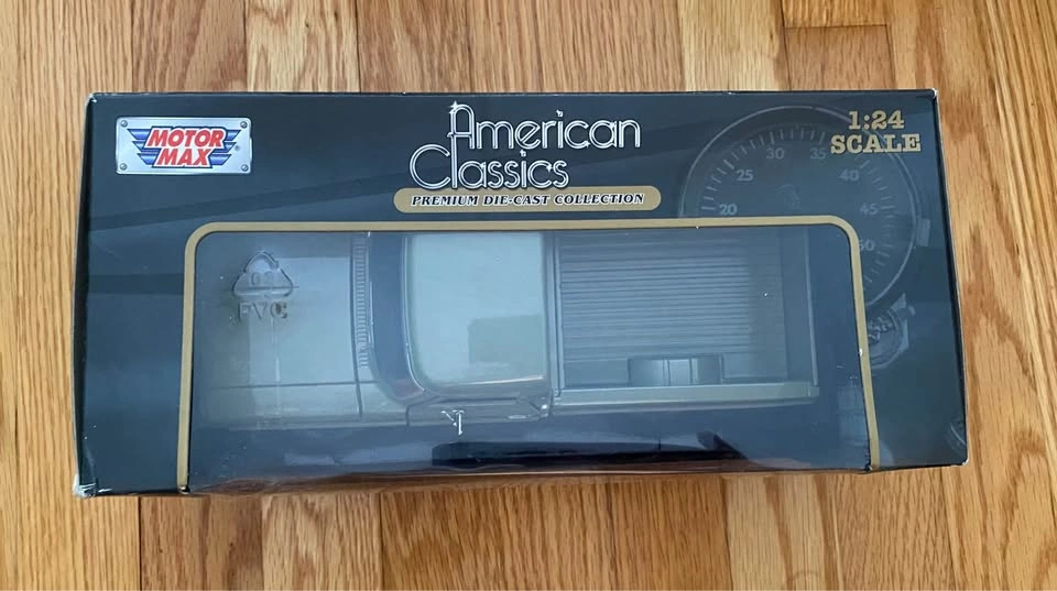 MOTOR MAX 1969 Ford F-100 Pickup Die-Cast Truck 1:24 - photo 4