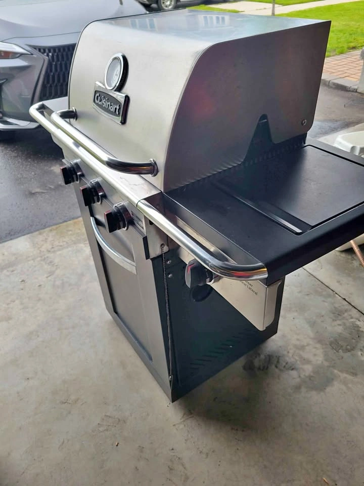 Cuisinart Propane BBQ - Great Condition, Works Perfectly!