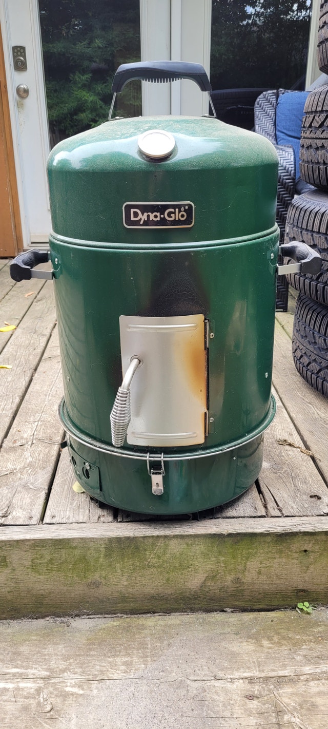 Dyna-Glo Bullet Charcoal Smoker