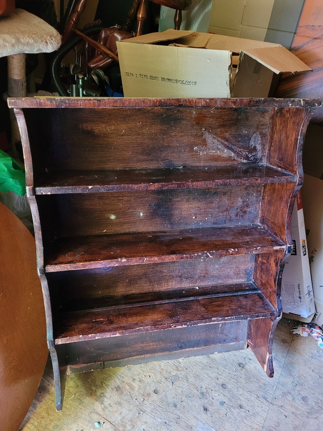 Antique chest of drawers with shelf - photo 2