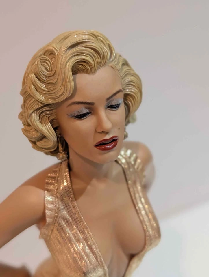 Marilyn Monroe 1/4 Scale "Gentlemen Prefer Blondes" - Blitzway - photo 3