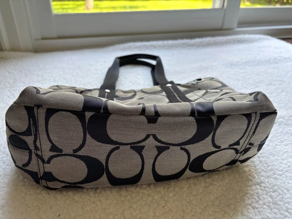 Coach Vintage Y2K Black Monogram Shoulder Tote Bag - photo 3