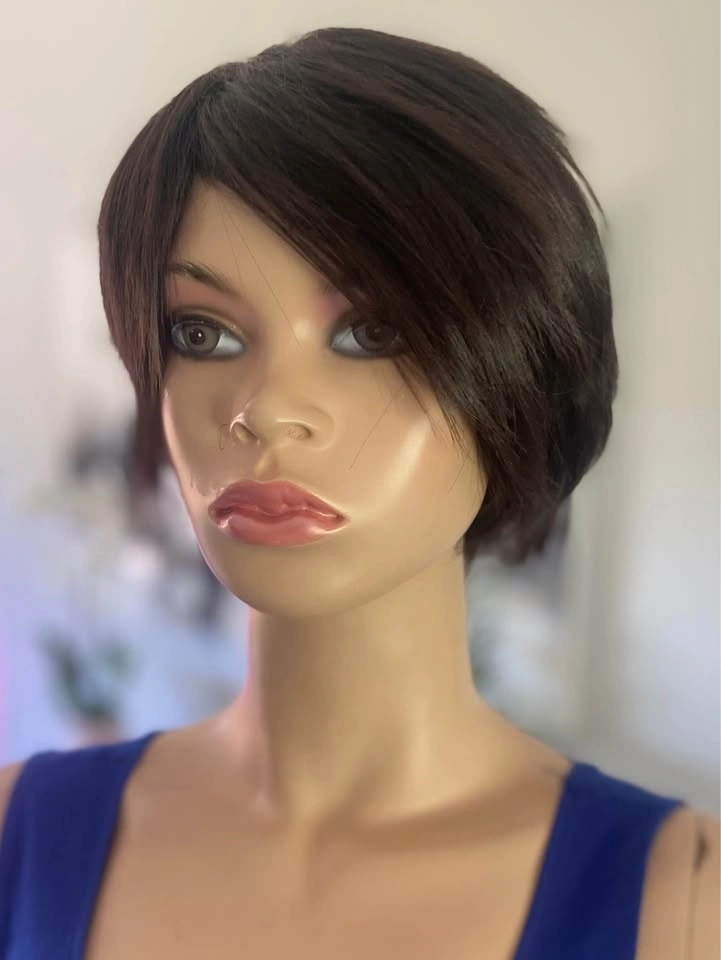 NWOT Short Edgy Layered Textured Spiky Black Synthetic Wig - photo 3