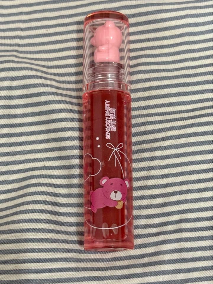 Liquid lipstick